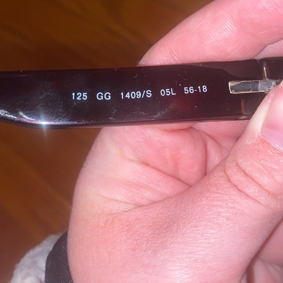 Gucci sunglasses - Picture 3 of 4